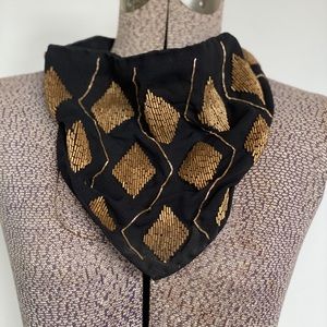 Scarf necklace